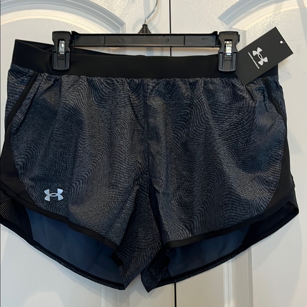 Under Armour Women's Black and Grey Shorts